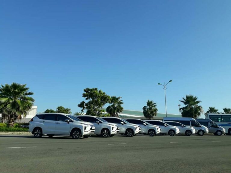 Đội xe taxi Ba Đồn Quảng Bình gồm xe 4 chỗ và 7 chỗ